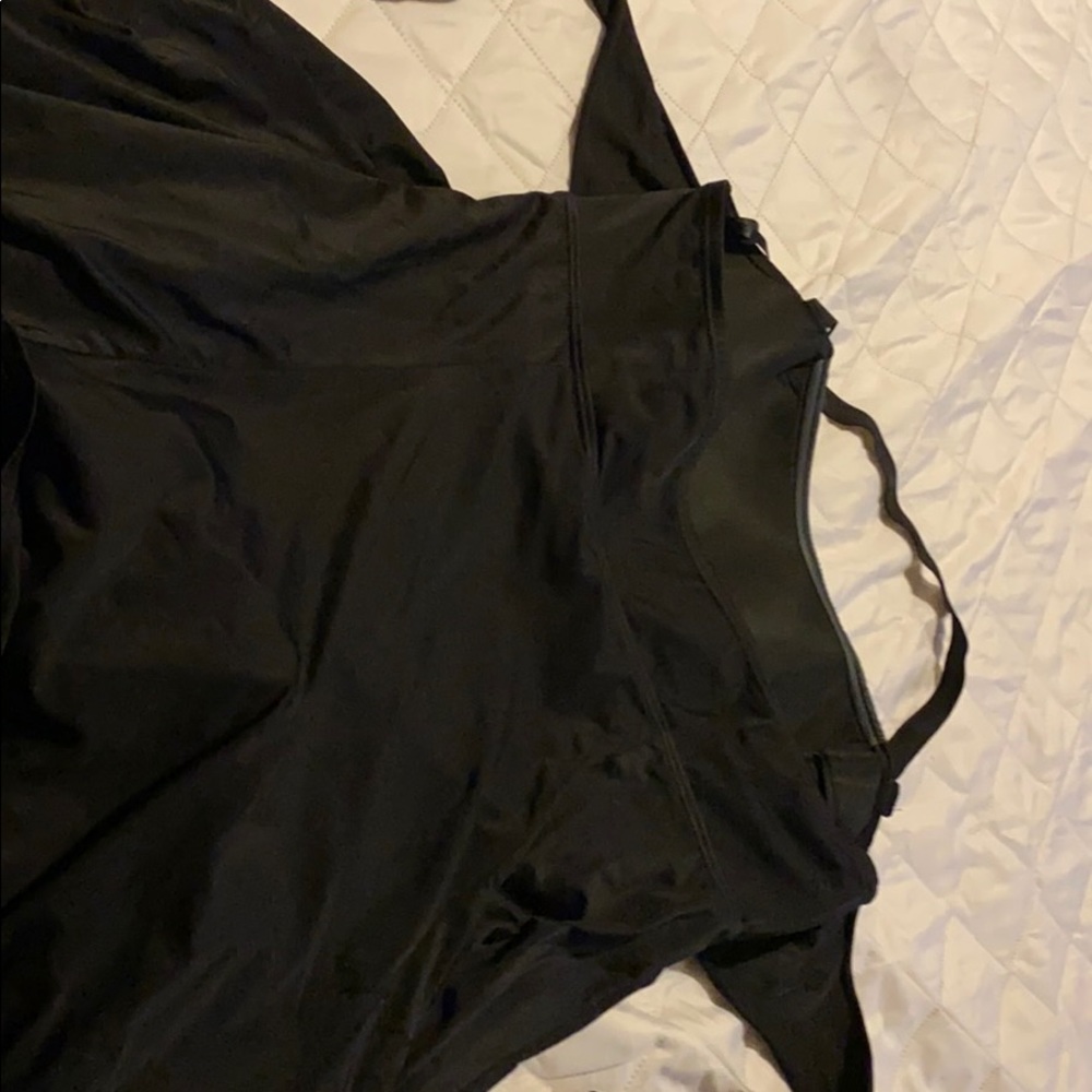 Bathing suit - Picture 5 of 8